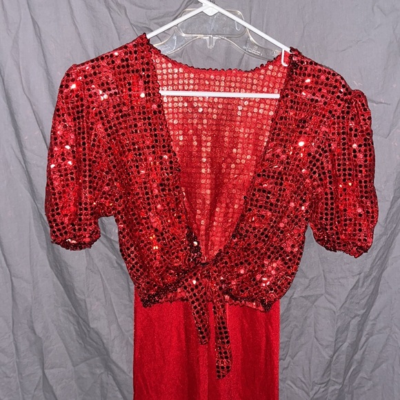 Halloween Ruby Red Sequins 2 piece costume - Picture 2 of 8